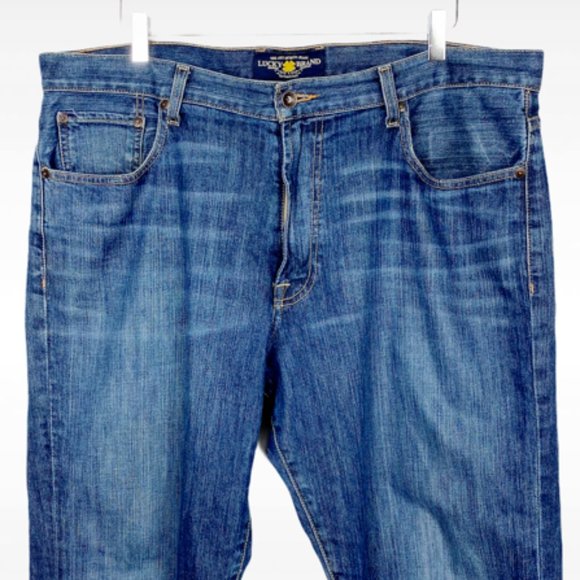 Lucky Brand 481 Relaxed Straight Jeans | 38x32 - Picture 3 of 10